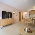 Bellaviastay, Flat Apolonia 1bd *