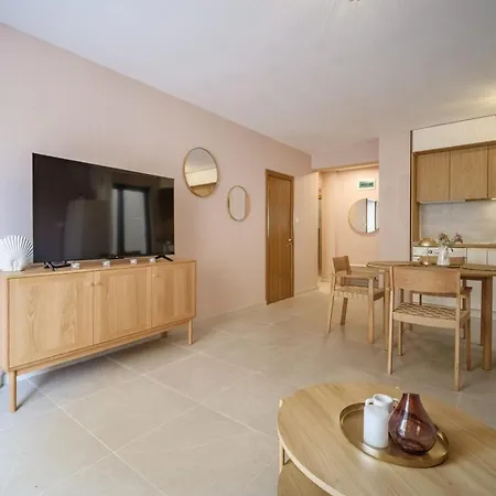 Bellaviastay, Flat Apolonia 1bd *